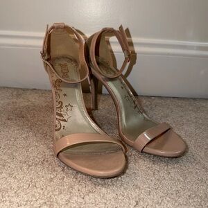 Size 9 Nude heel